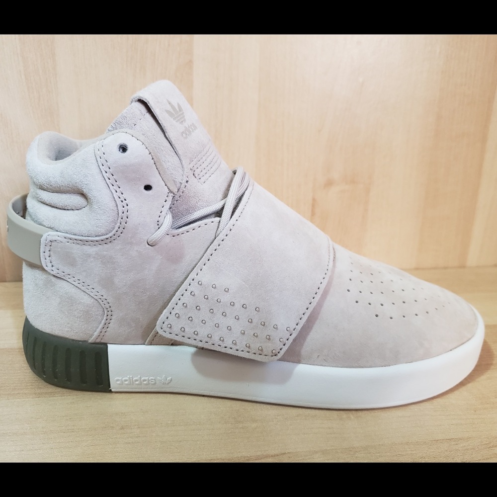 Women's ADIDAS Hi Top Fashion Sneakers sz 7 NEW
